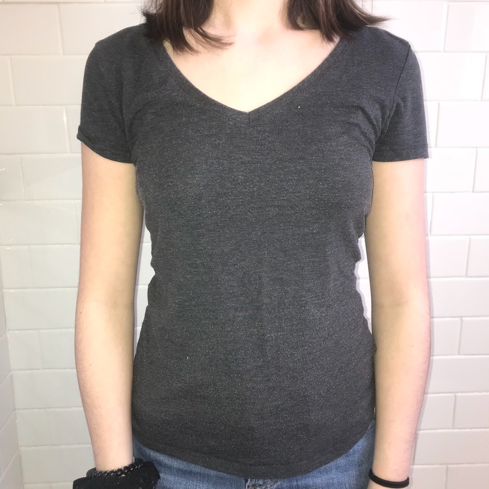 H&M gray t shirt